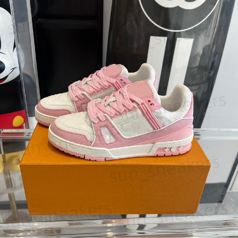 2026 luxury brand designer casual shoes Luxury Embossed Trainer Sneaker white pink sky blue black green yellow denim low mens sneakers women trainer