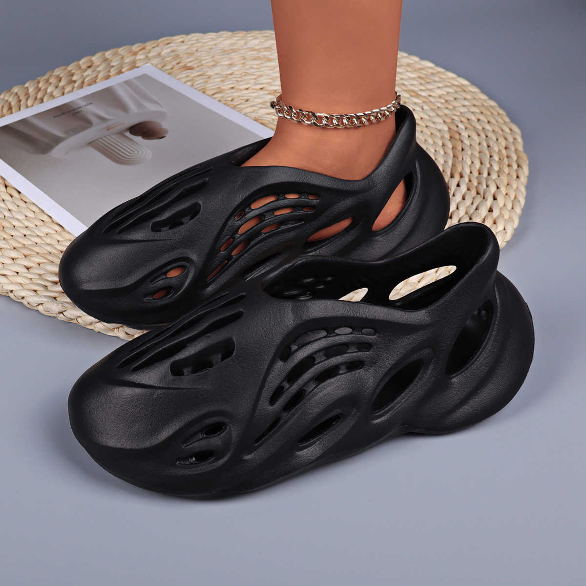 Clogs Summer Women Female Sandals Thick Bottom Home Slides Soft EVA Platform Garden Shoes Beach Sandals Home Slippers T260623