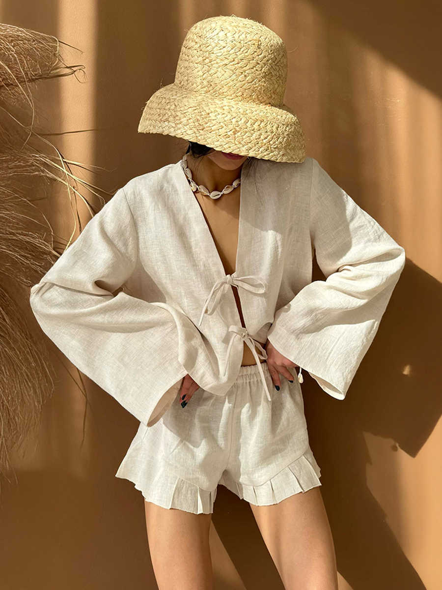 Bronladies Lace Up Long Sves Shorts Set Summer Womems Solid Color Top Fashionable Loose Casual Flounce Shorts 2-Piece Set L26