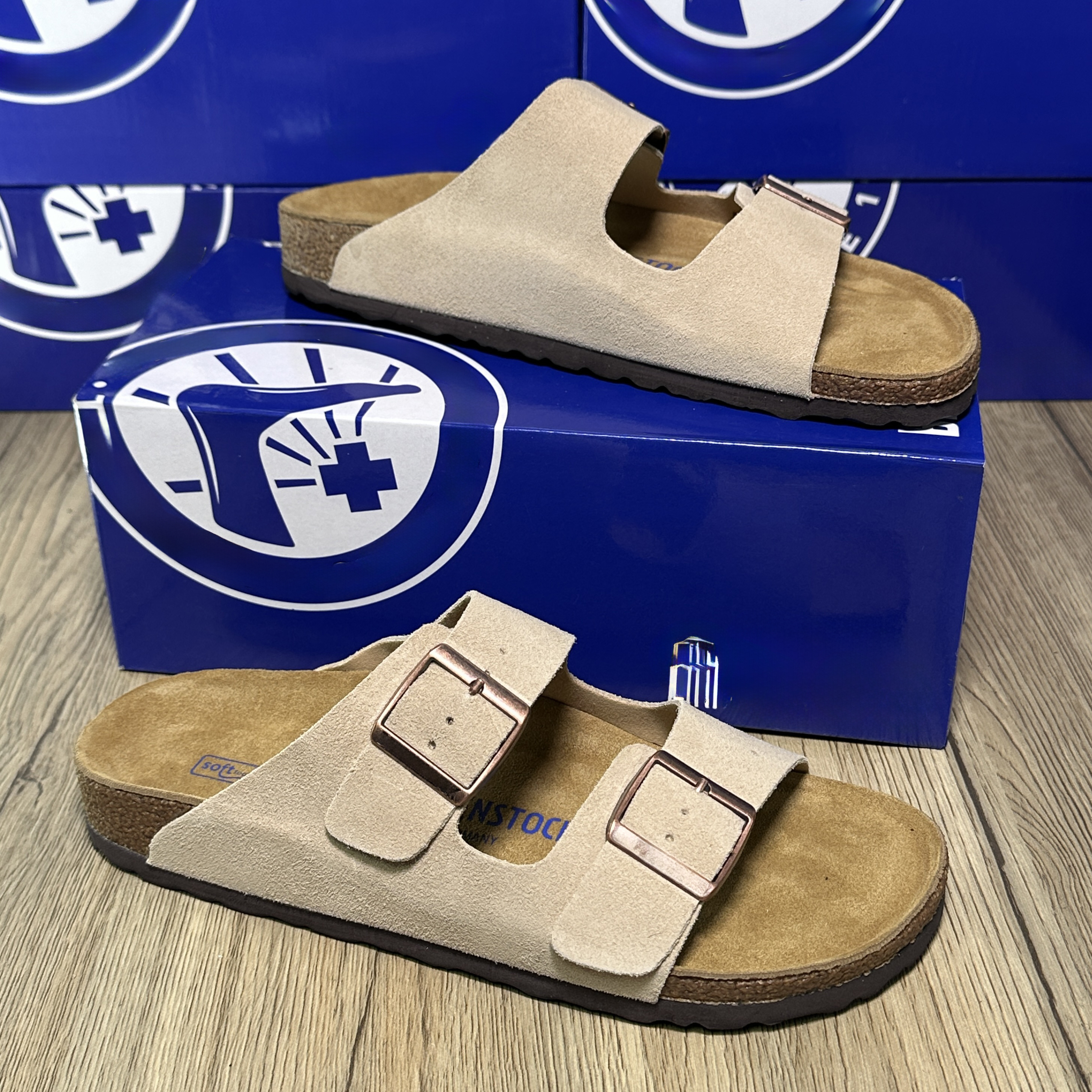 Designer Slides Women Clog Sandals Slippers Men Slides Shoes Genuine Leather Clogs Sandale men women sliders trainers flip flops sandales bbnnn