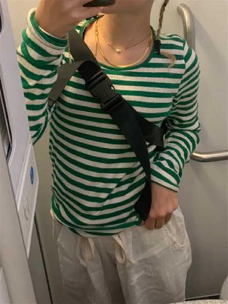 Womens Autumn T-shirt Striped Slim Fit Long Sve Round Neck Tops Casual Gothic Basic Tee Shirts L26