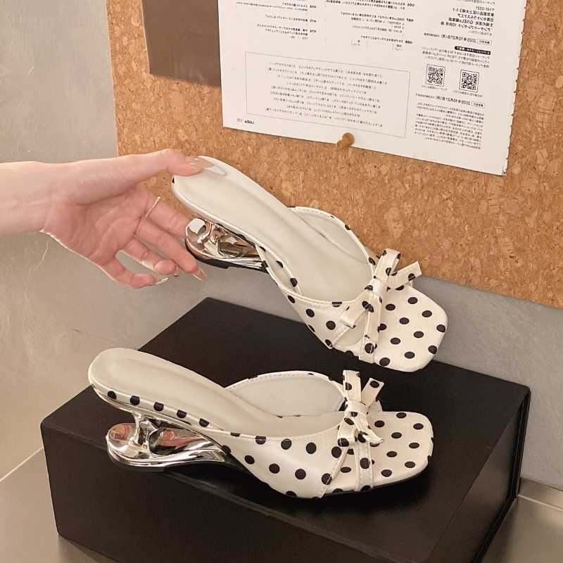 New 2026 Summer Womens Fashion Square Toe Flip-Flops Sexy Open Toe Sandals Casual Comfortable Vacation High Heels Selling T260623
