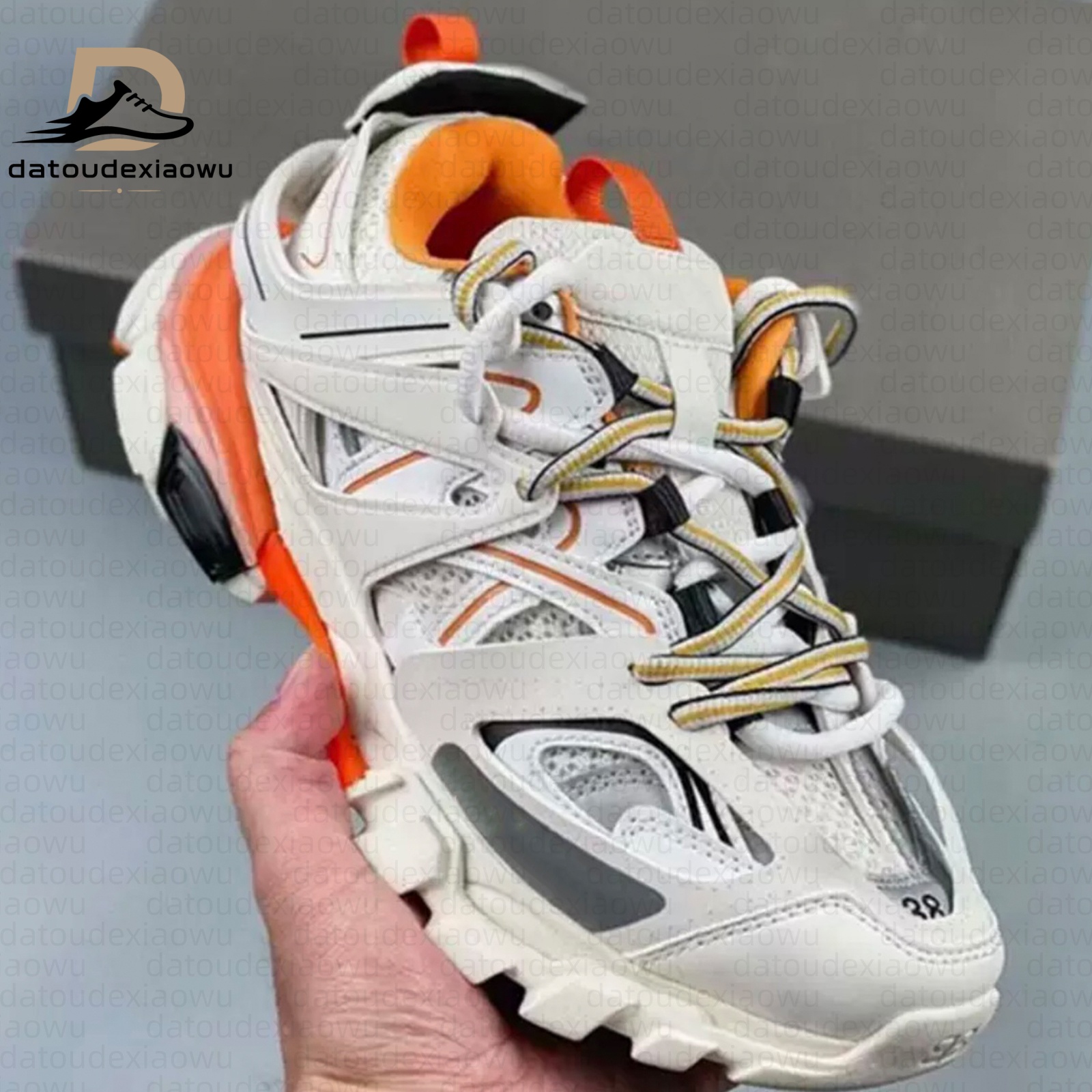 Free shipping Designer Sport Shoes High Quality Luxury Men's and Women's Casual Shoes Breathable Leather Mesh with Laces Thick Soles Multi