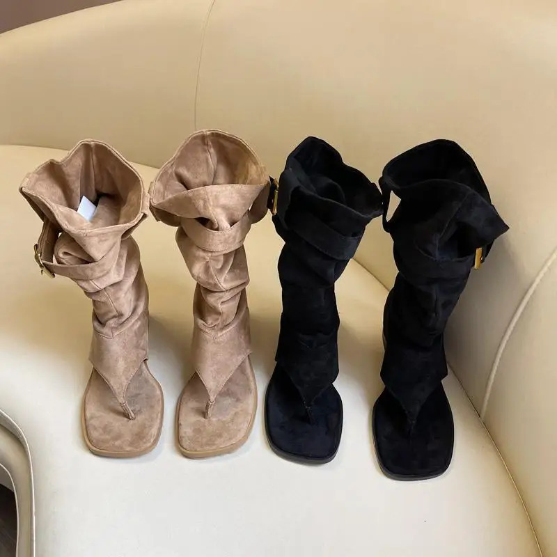 Fashion Versatile Woman Shoes Summer Items Square Toe Flat Shoes Retro Womens Clip Toe Boots Anti Slip Womens Sandals 260623