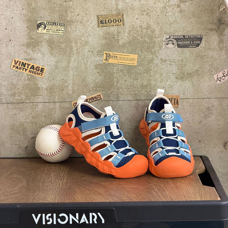 2026 new Children's Summer Beach Outdoor Hiking Sandals - Non-slip Quick-drying Retro Japanese Style for Both Men and Women