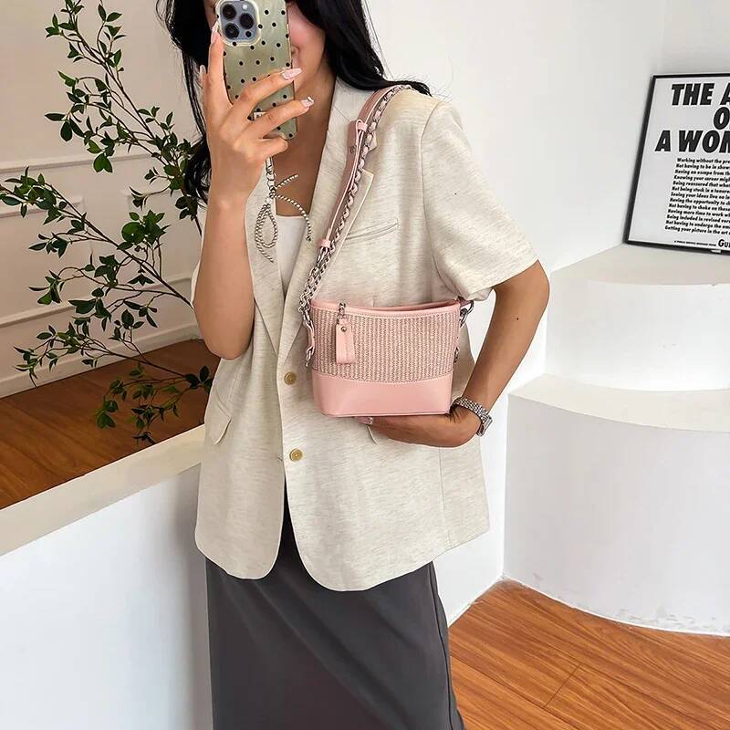 Practical Elegant Diaper For Women Luxury Crossbody Bag Designer Leather Tote Minimalist Vintage With Letter Logo Designer Bag