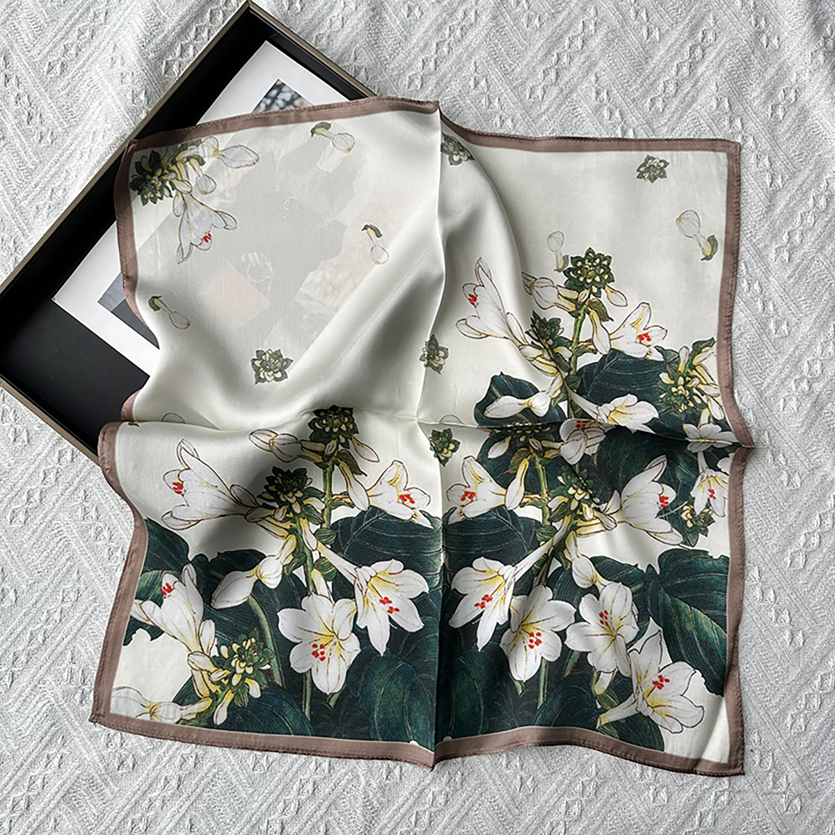 Lavender flower print sheer scarf for women, exuding elegant style and enhancing complexion. High-quality silk 53 cm square scarf for wholesale