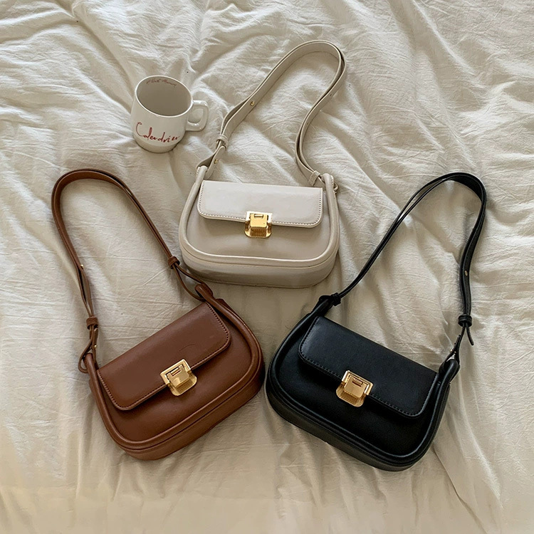 Women's niche design crossbody new autumn and winter underarm bag, women's with a high-end feel, Korean-style commuter bag