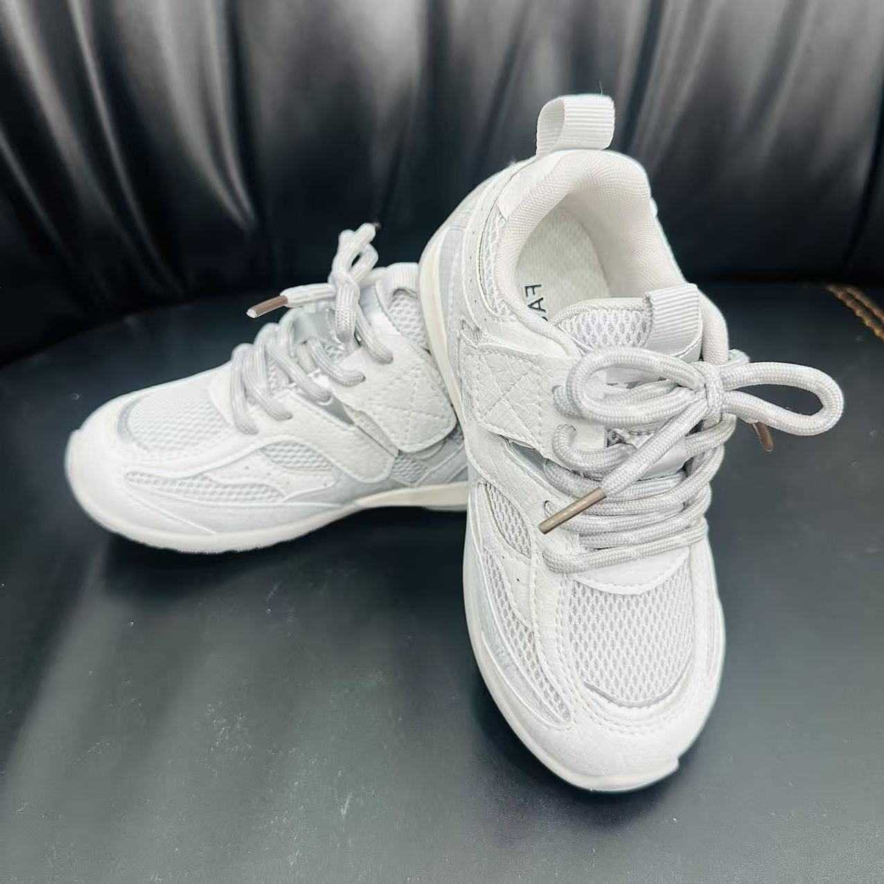 Spring 2026 and Autumn New Childrens Shoes Boys Soft Sole Comfortable Sports Casual Shoes Girls German Shoes S260623