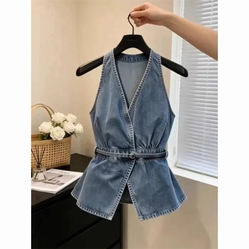 2026 Summer Autumn Korean Style Denim Vest Womens Waistcoat Fashion Waist Cinched Sleeveless Jacket Top Female 260625