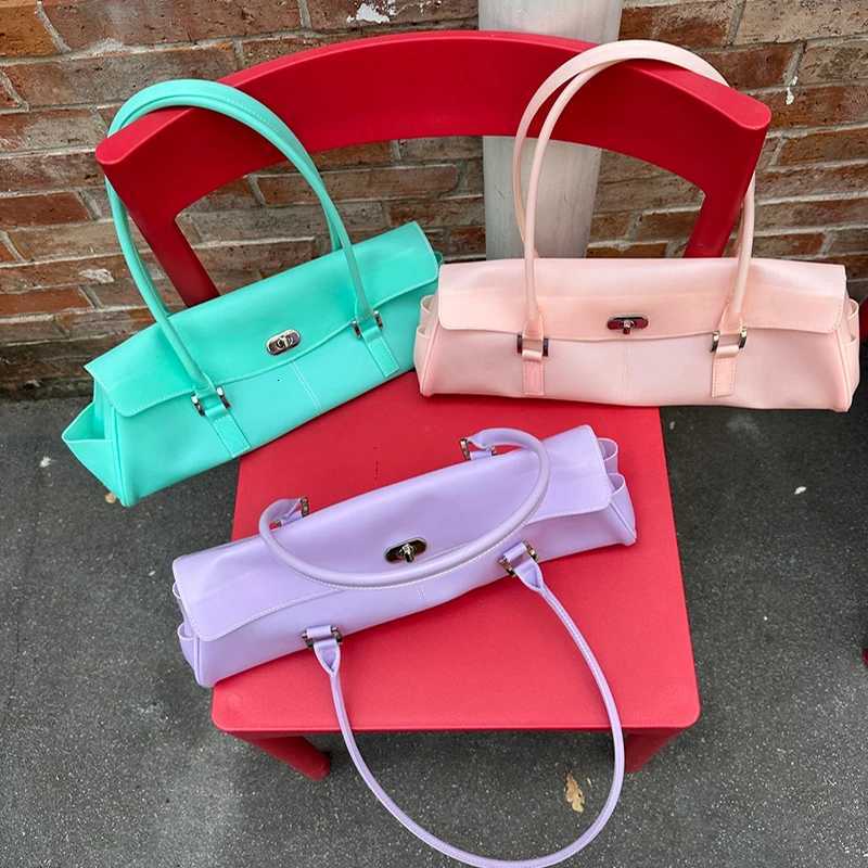 Polka Dot PVC Jelly Shoulder Bag Korean Fi Simple Solid Color Handbag Lock Design Elegant Color-blocked Underarm Bag X2606231