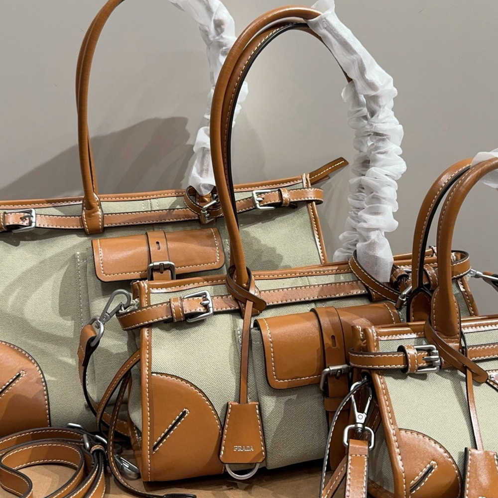 Designer 2026 Fashion New Genuine Arrival Leather Top Handle Luxury Handbag Trendy It Bag Vintage Crossbody Tote Shoulder Bag32