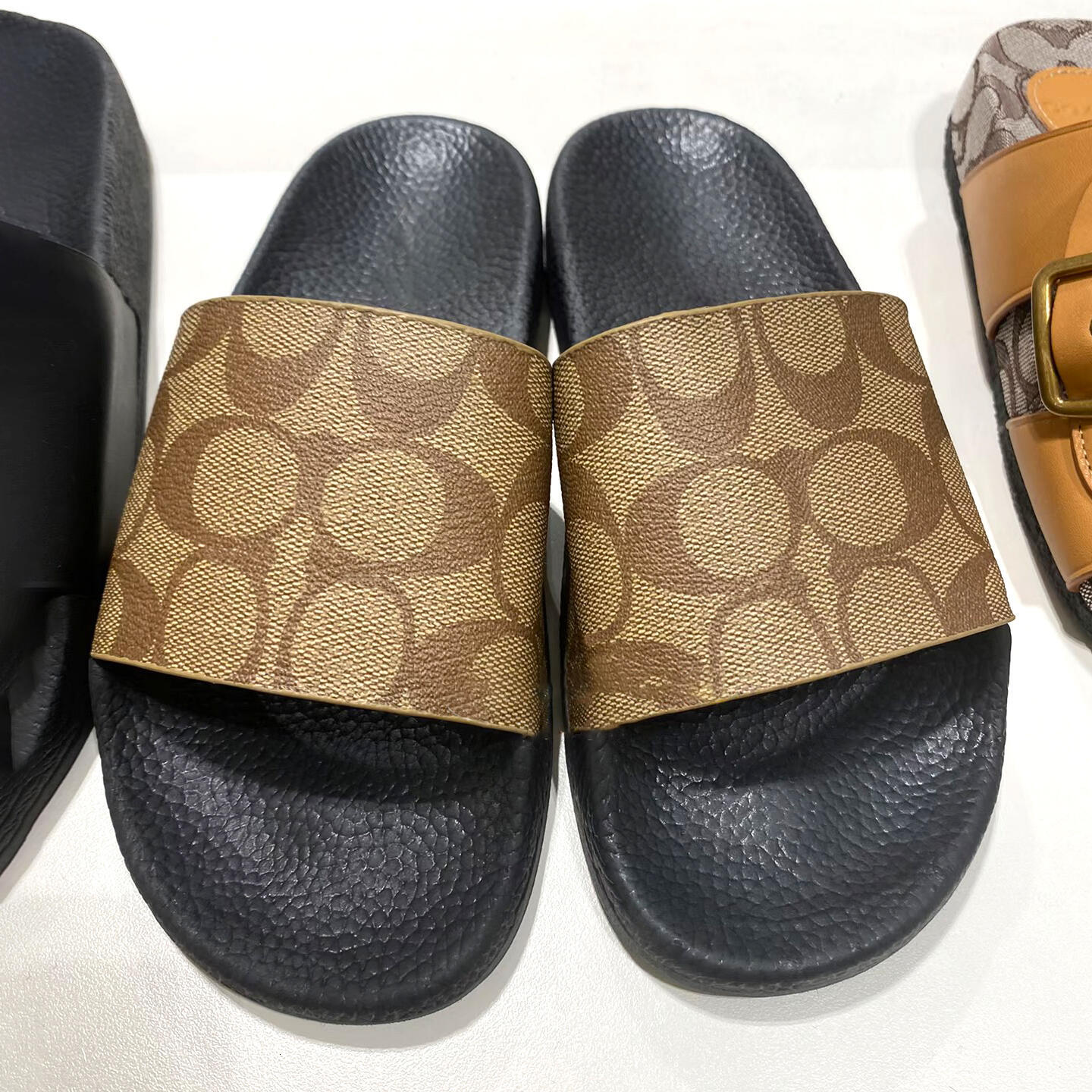 New Designer slipper luxury Printed fabric Classics sandals shoes womens woman slippers Flat casual Rubber Beach slide sandale sandal Flip-flops Out