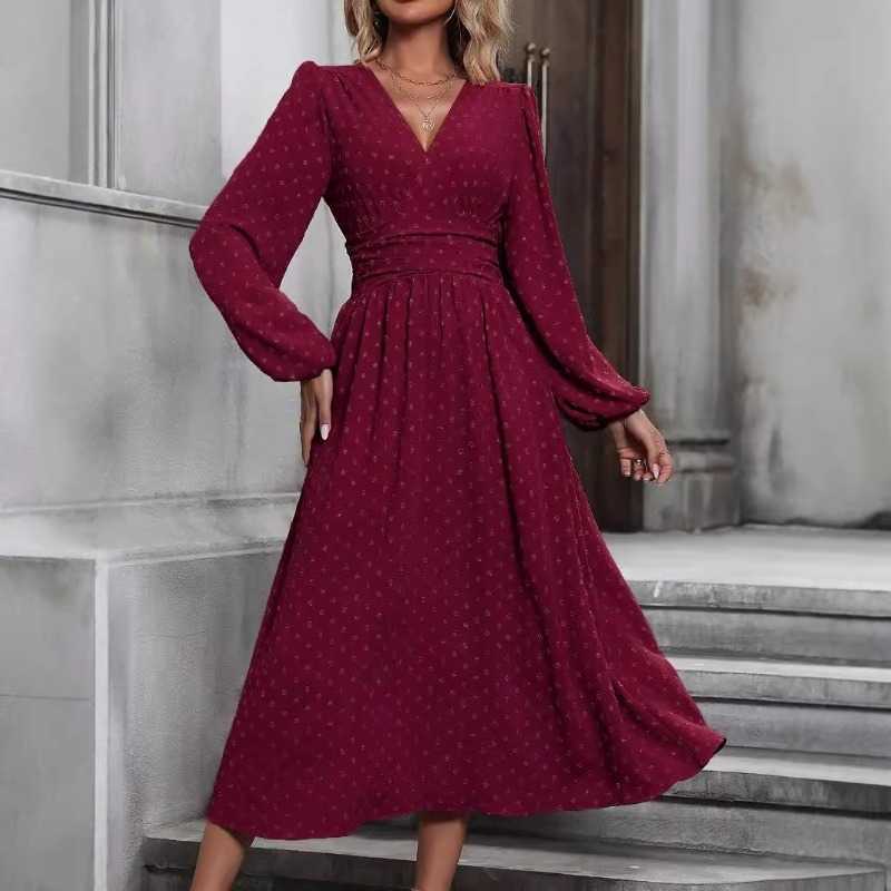 Dresses 2025 Woman Fall and Winter New Arrival Off-Shoulder Lantern Sve Pleated Long Dress Tops Skirts Y2k Clothes L26