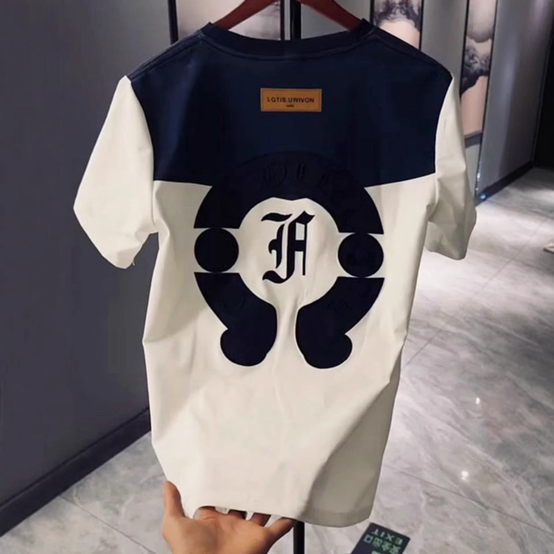Summer Short-sleeved Men's Designer New Multi-color Trendy Letter T-shirt, Highly Versatile, High-end And Luxurious Half-sleeved Men's Shi