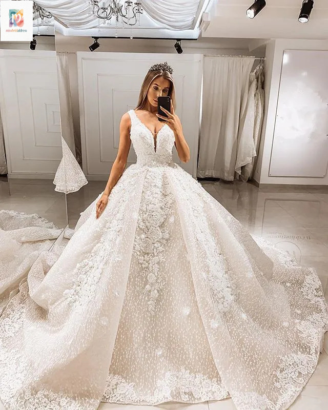 Sequins Bling Lace Ball Gown Dresses V Neck Cathedral Train Wedding Bridal Gowns Robe De Mariee Mb618