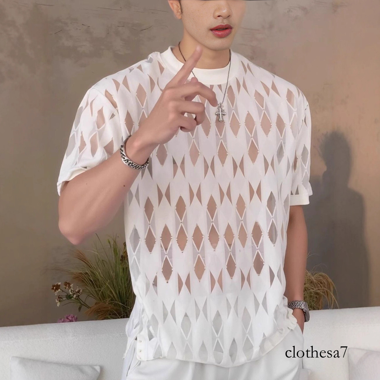 Summer light luxury stylish round-neck casual short-sleeve T-shirt, hollow-out trendy thin breathable men's base shirt
