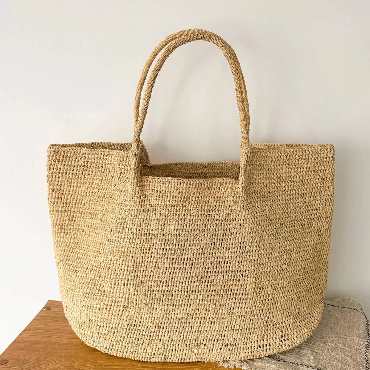 Fashion Rafia Grass Women's 2026 New Large Capacity Woven Single Shoulder Tote Summer Beach Vacation Bag