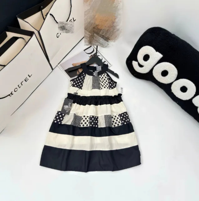Summer Unisex Infant Triangle Rash Guard Romper Cute Notch Lapel Korean Style Baby Onesie Newborn Birthday Outing Beach Swim Bodysuit 0-24M