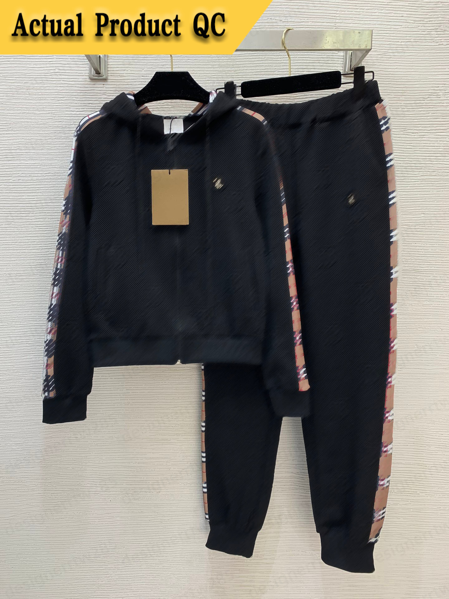 Designer Clothing women Tracksuit Zip Up Hoodies Embossed Sweatshirt Checked Stripe Jogger Pants Autumn Winter Activewear Plus Size Sweaters Traj-image-1111993145