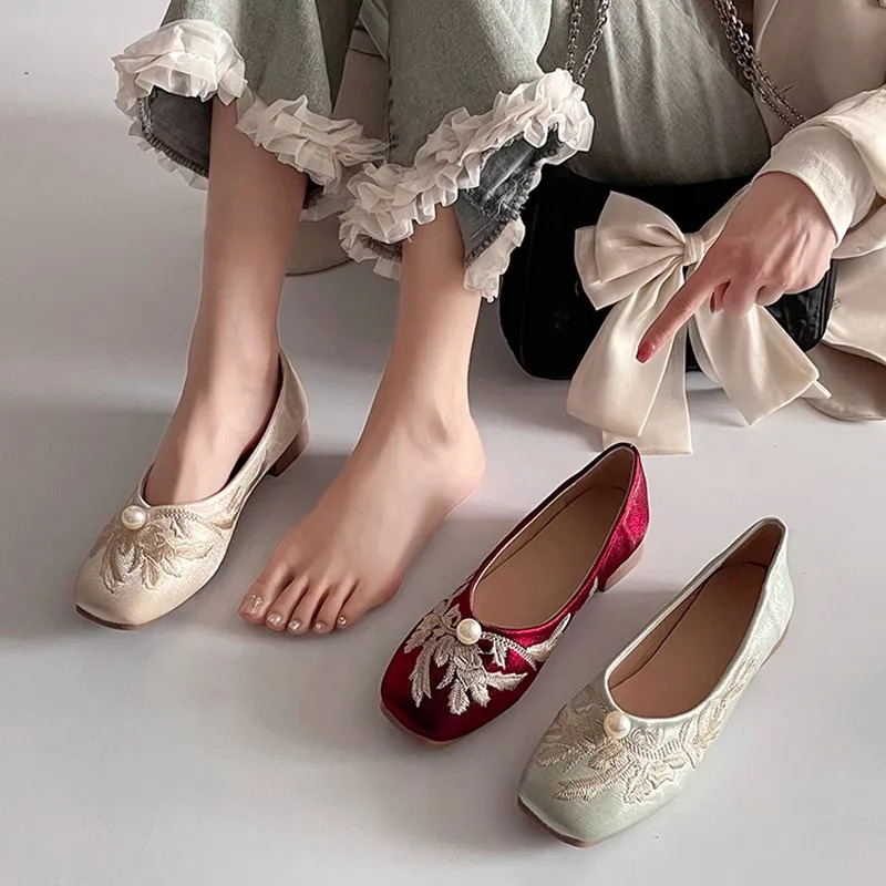 National Style Embroidery Thick Low Heel Single Shoes Spring Summer Retro Soft Bottom Womens Shoes Casual Slip on Mocasines 260623