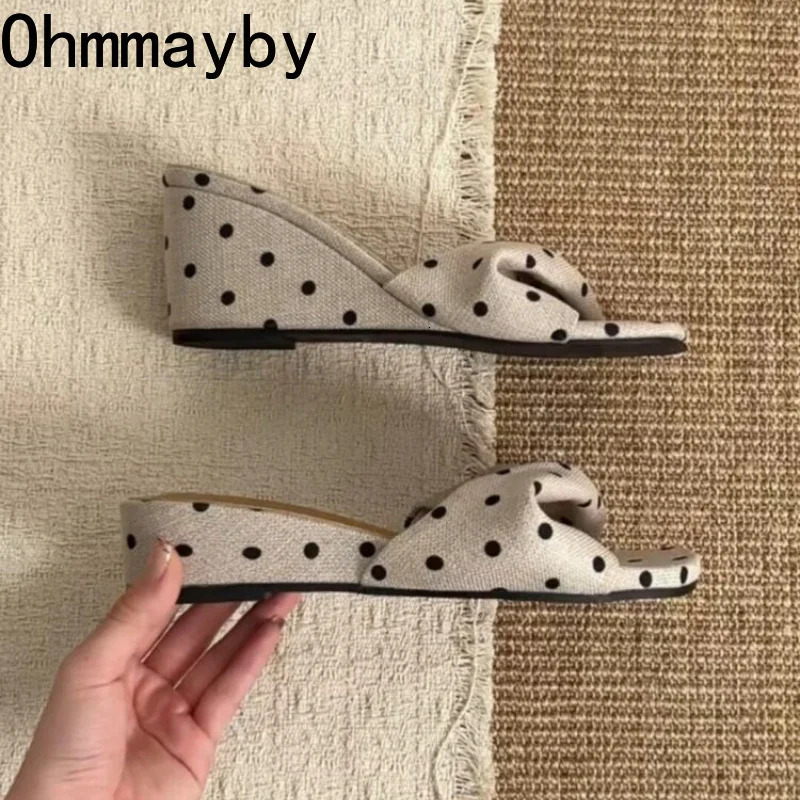 Summer Polka Dot Slip On Women Slippers Concise Open Toe Wedge Heel Slippers Ladies Outdoor Daily Wear Vacation Dress Slides 260624