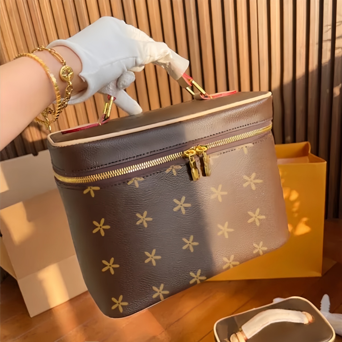 Designer Bag Cosmetic Pouch cosmetic bags organizer famous makeup bag travel pouch make up ladies cluch purses organizador toiletry
