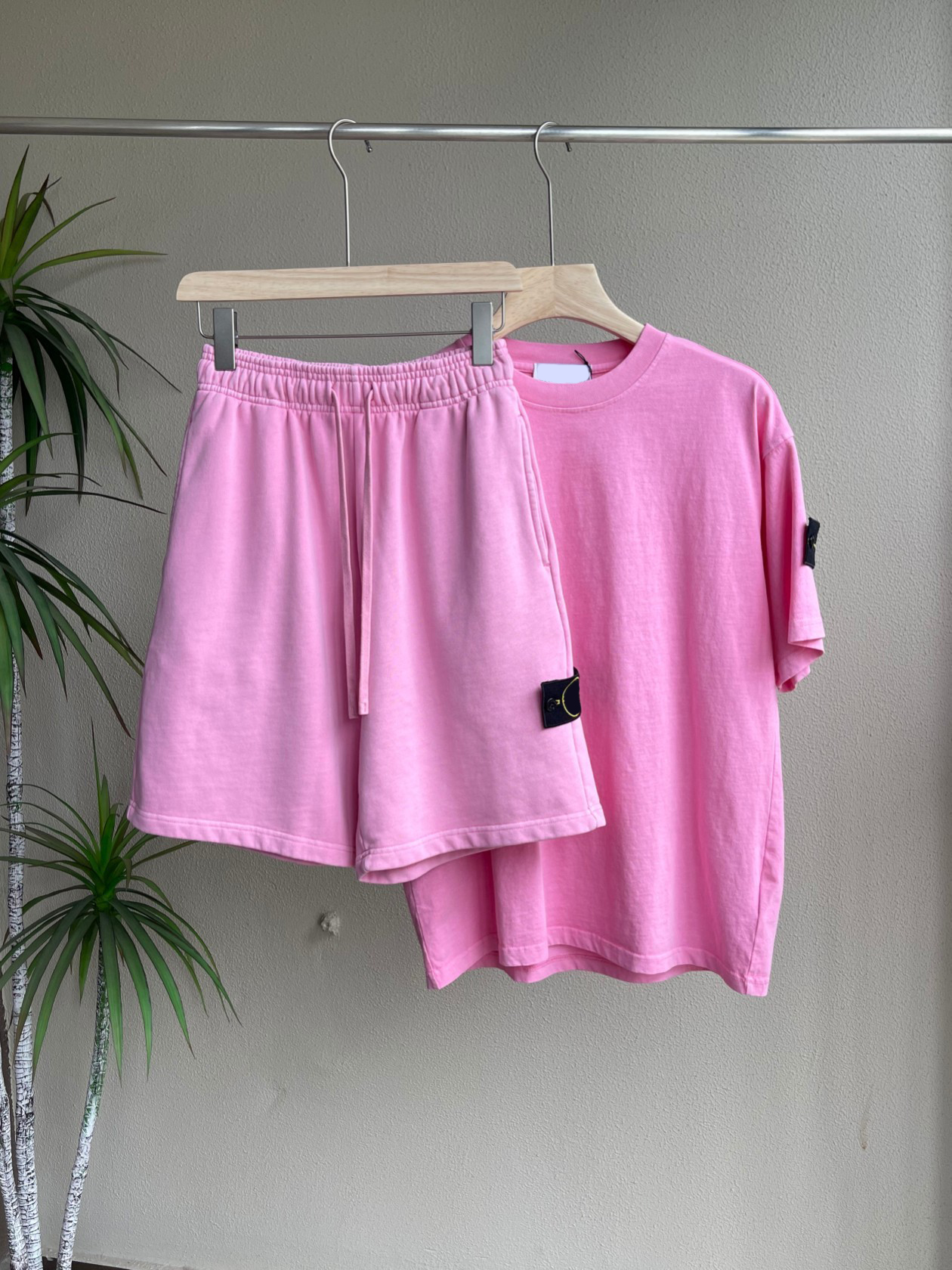 2026 NEW Designer stones cotton Shorts Men Mens Set For Summer Casual Sports shirts Outdoor shorts Couple's Suitable Four Seasons