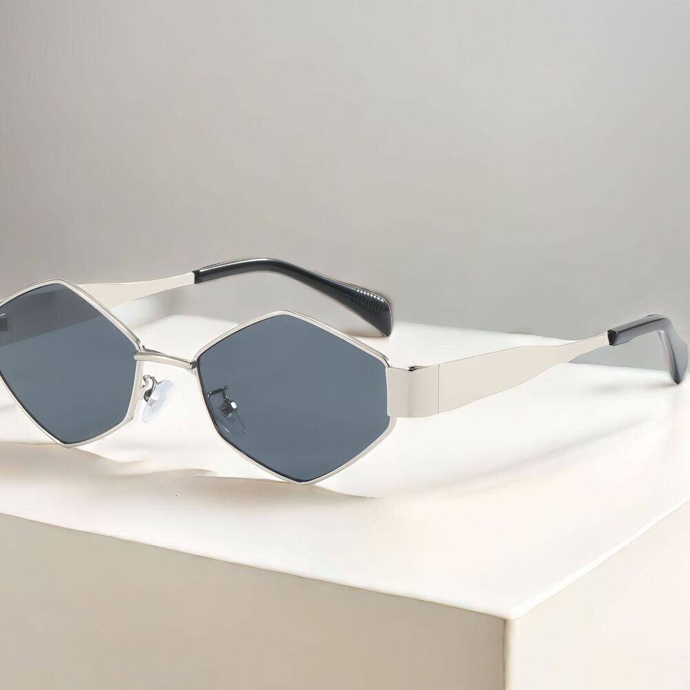 High Street Elite Sunglasse Vintage Polygon Metal Sunglasses Hip Hop Street Style Shades Copper Alloy Frame Black Lens Outdoor Driving Fishing Party