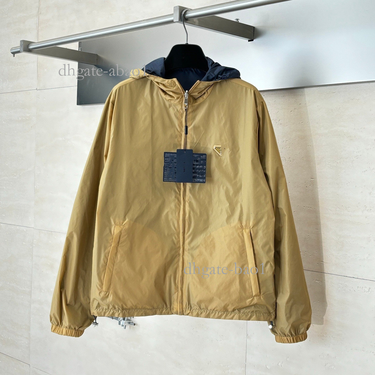 Designer Autumn New Model Double-Sided Functional Windbreaker Jacket With Triangular Logo And Hardware Details 4767