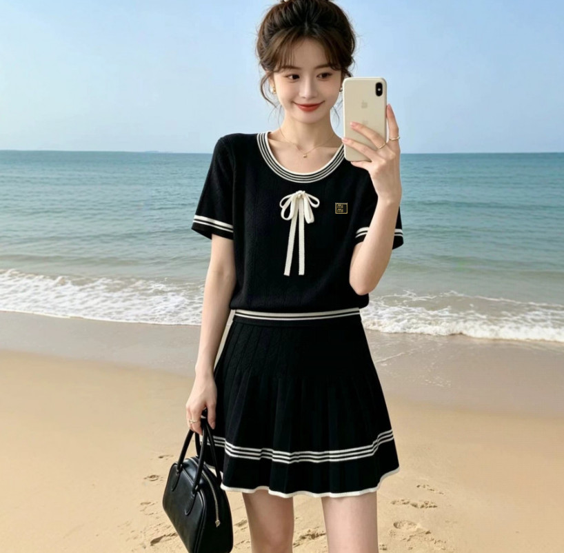 Designer Womens Two Piece Dress Slim Line Pleated Mini and Maxi Skirts with T-Shirt Top Summer Classic Styles