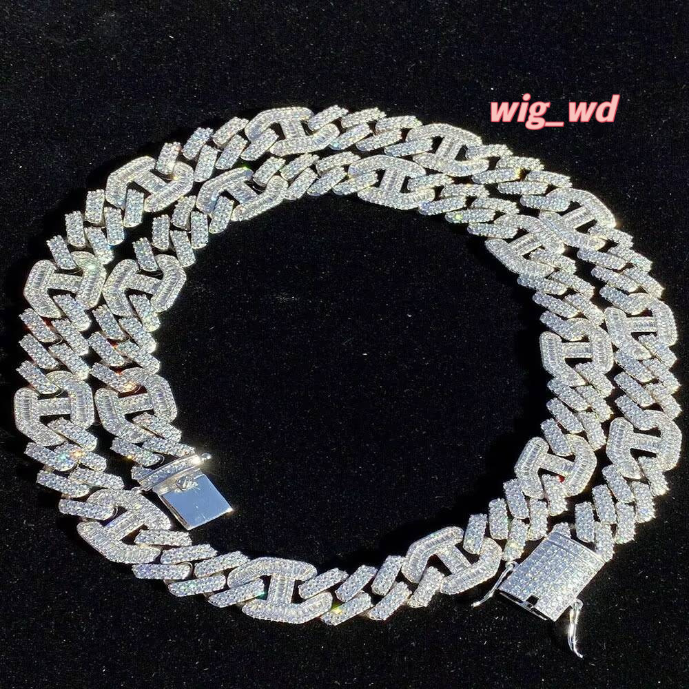 With Round & Diamonds Baguette Cut Moissanite Diamond Cuban Link Chain For Men's