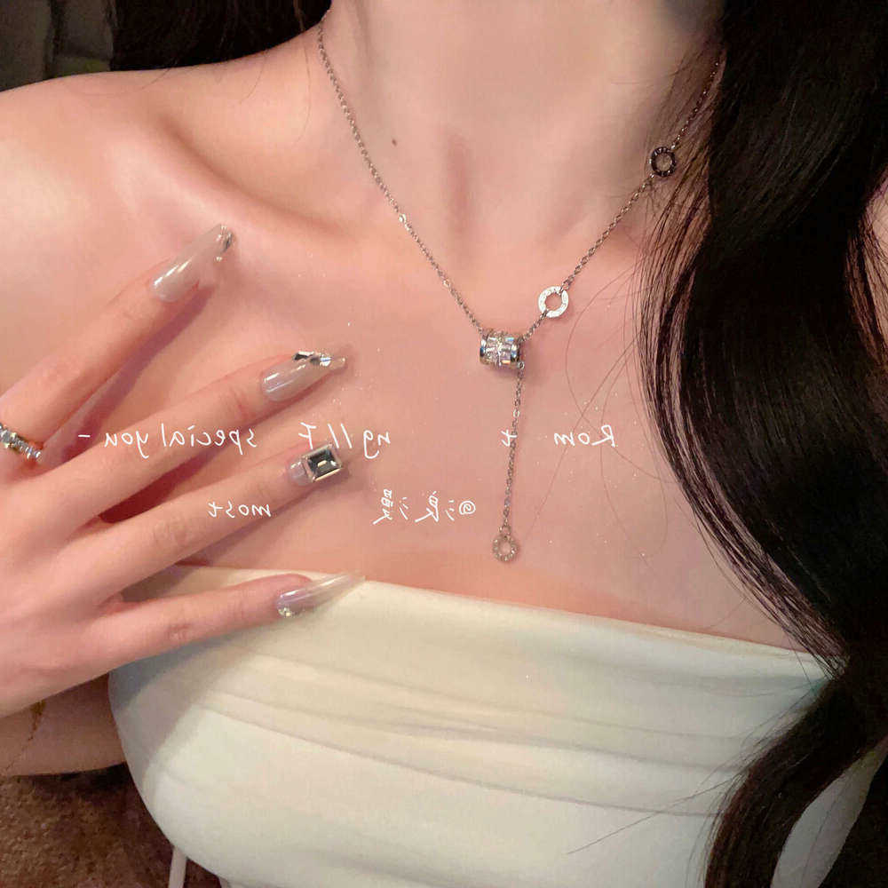 Brand Luxury Designer Jewelry Elegant Silver Slim Waist Tassel Necklace For Women 2026 New Popular Collarbone Chain Stylish Neck Chain Accessory D26