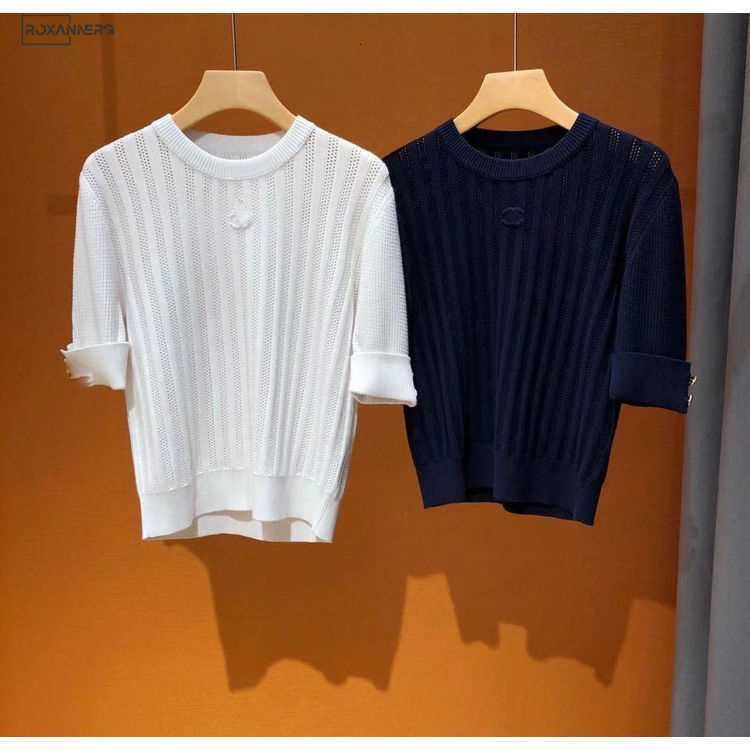 Designer Women's T-shirt Short-Sleeved Top Solid Color Round Neck T-shirt Casual Comfortable tee Sweaters Slim Knits Luxury Tops Clothing