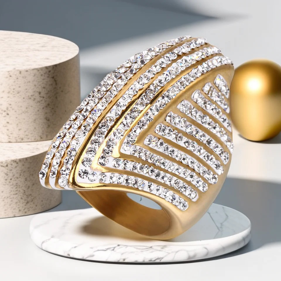 Hip Hop Iced Out Bling Big Oval Ring Female Gold Color Stainless Steel Large Cocktail Rings For Women Party Jewelry Gift 260623