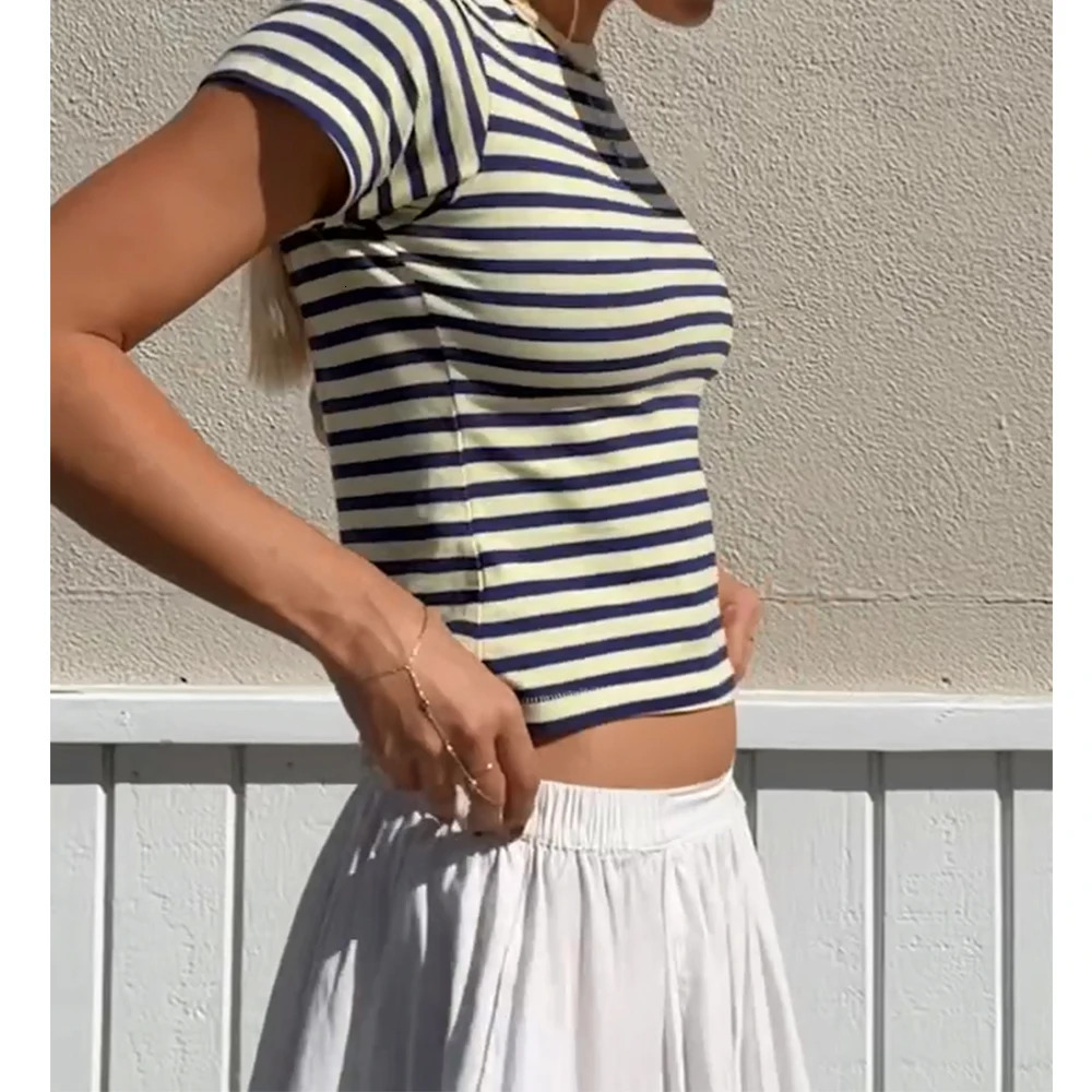 Women Vintage Contrasting Striped Printed Casual Crop Tops y2k Aesthetic Short Sleeve Harajuku Going Out Slim Fits T-shirts Tees 260623