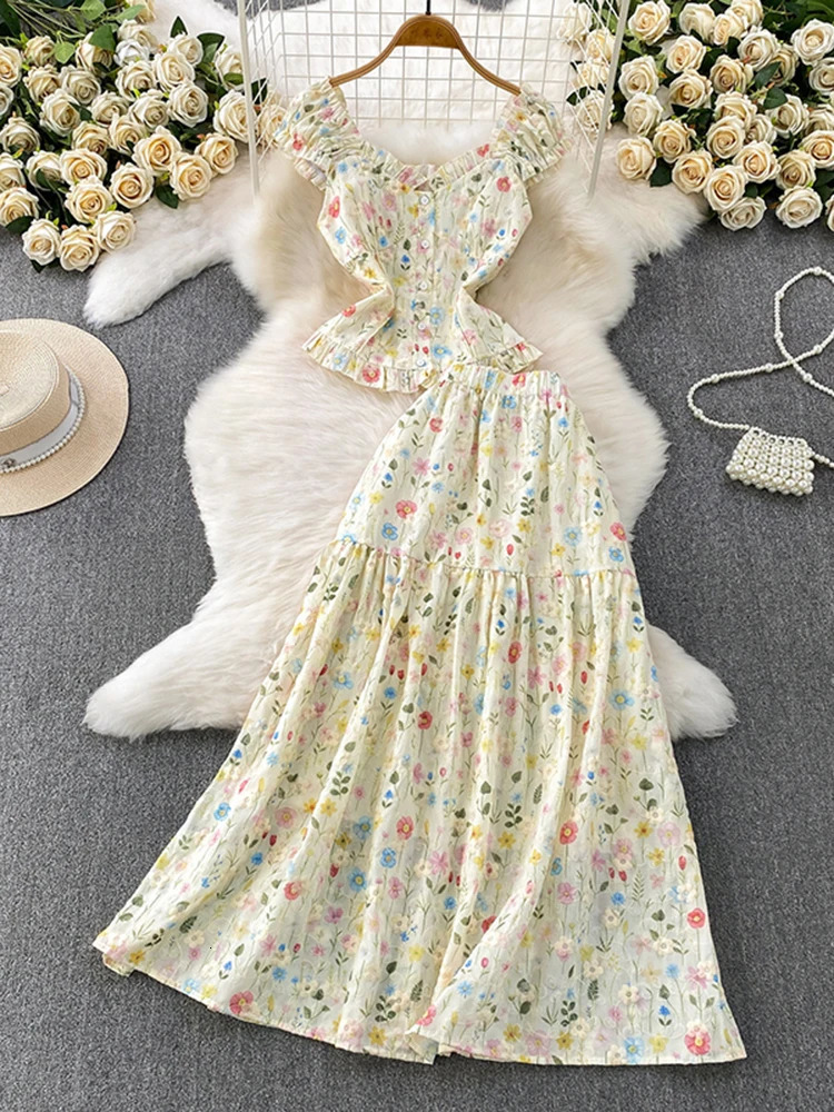 French Vacation Style Floral Half Skirt Two-piece Set for Womens Summer Sweet Ruffle Edge Shirt Top High Waisted Half Skirt Set 260618