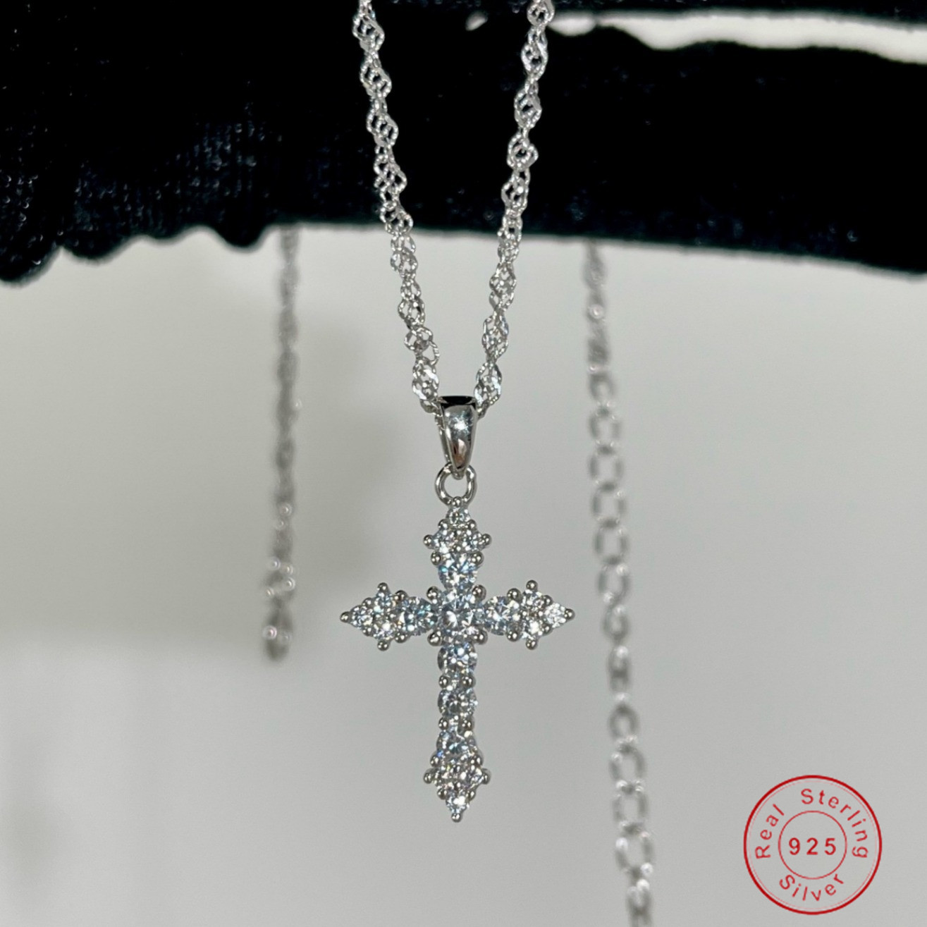 2026 Choucong Ins Top Sell Cross pendant Genuine 100% 925 Sterling Silver 18K Gold Round Lab Moissanite Diamond Elegant Women Clavicle Necklace Gift