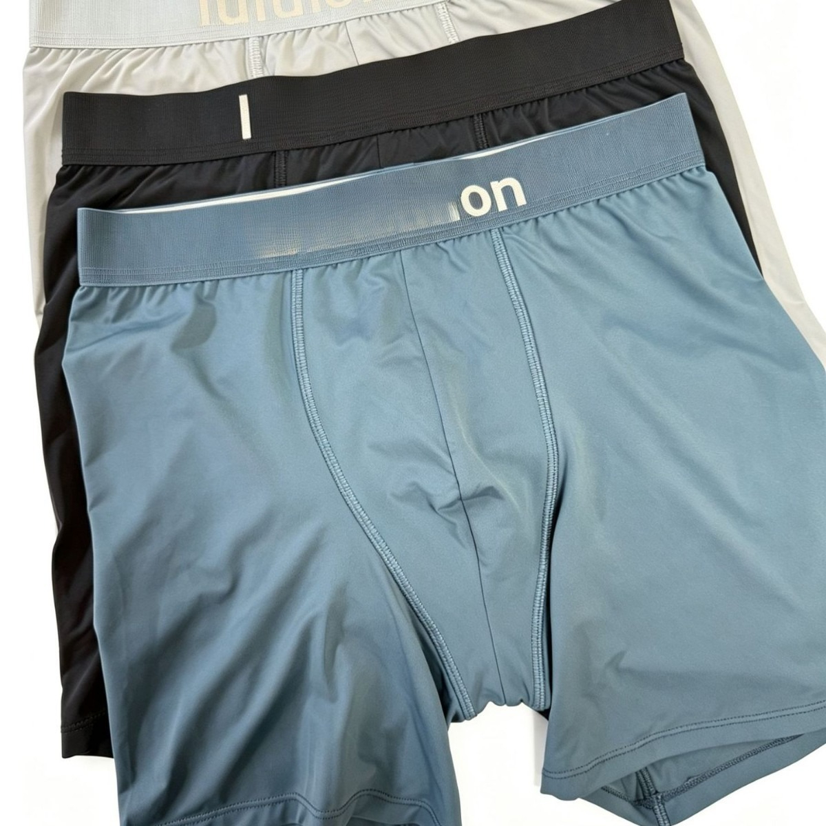 New Men's Sports Underwear Solid Color Modal Seamless Quick-drying Ice Silk Boxers