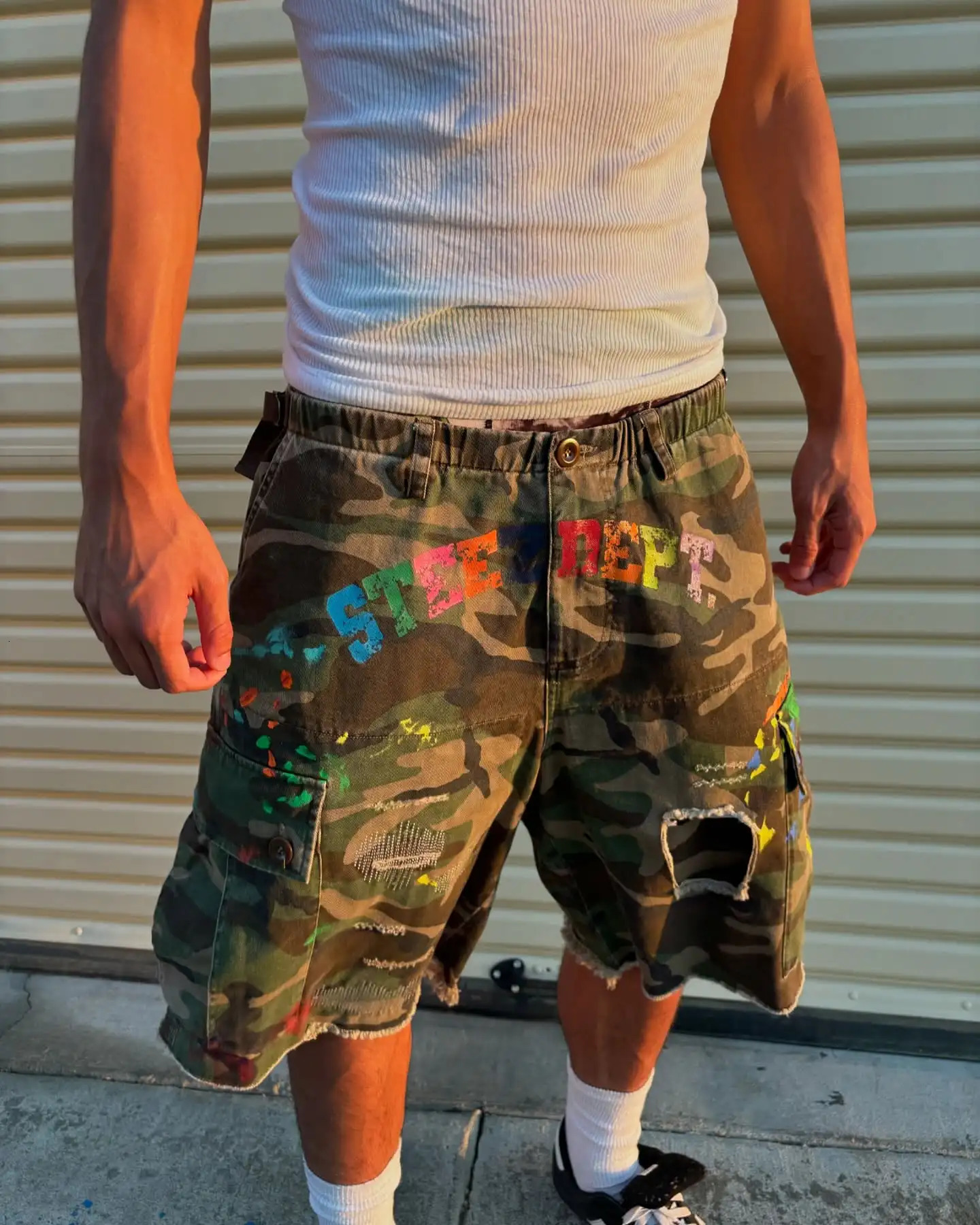 Y2K American Vintage Camouflage Pocket Denim Shorts Men Hip Hop Style Holes Trendy Streetwear Unisex Baggy Jeans Shorts Pants 260617