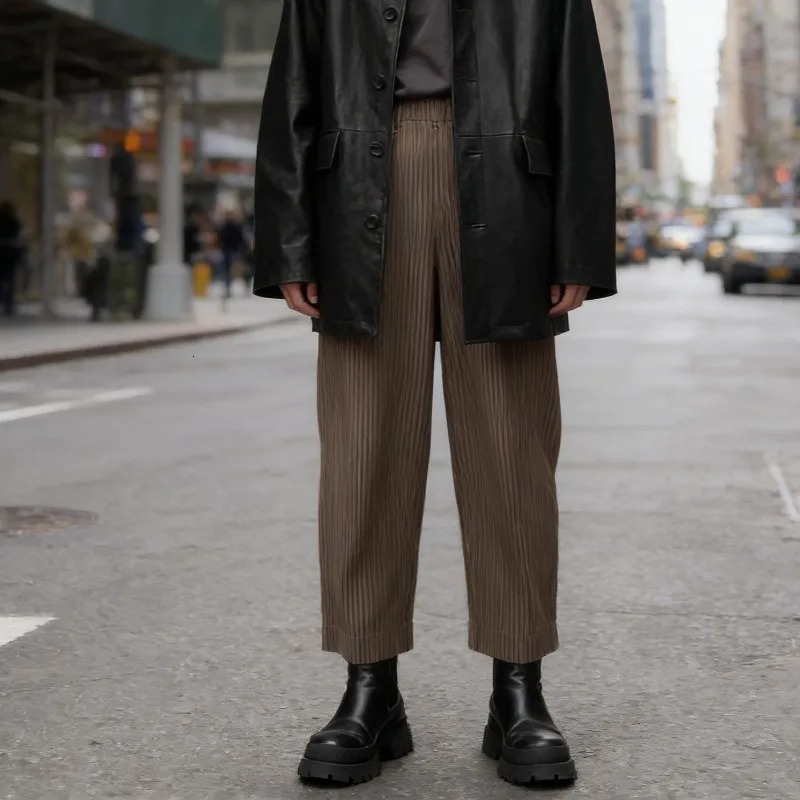 Miyake Pleated Pants Plisse Men 2026 Loose Wide-Leg Pleats Straight Pants Solid Spring Summer Casual Fold Trousers Personality 260622