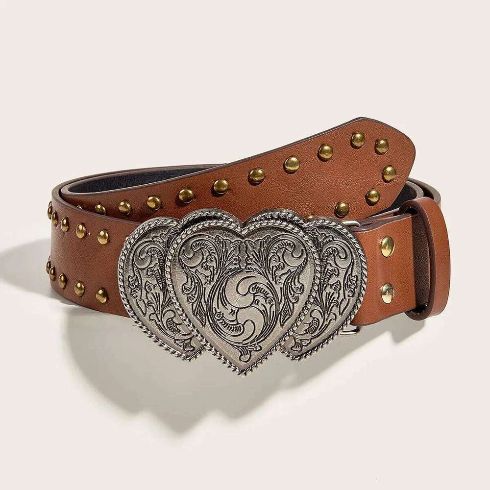 American Retro Punk Rock Style Rivet Heart Belt 26Y0624