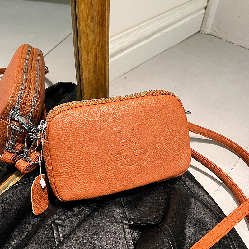 Top designer bag leather 2026 new phone bag, popular H brand retro letter printed shoulder crossbody bag