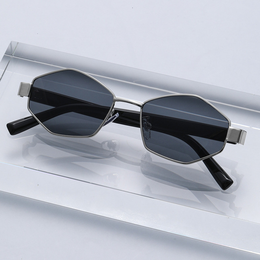 High Street Outdoor Elite Sunglasse World Cup Y2K New Triangle Glasses, European And American Ins Celebrity Geometric Polygonal Unique Hip-Hop Sungl