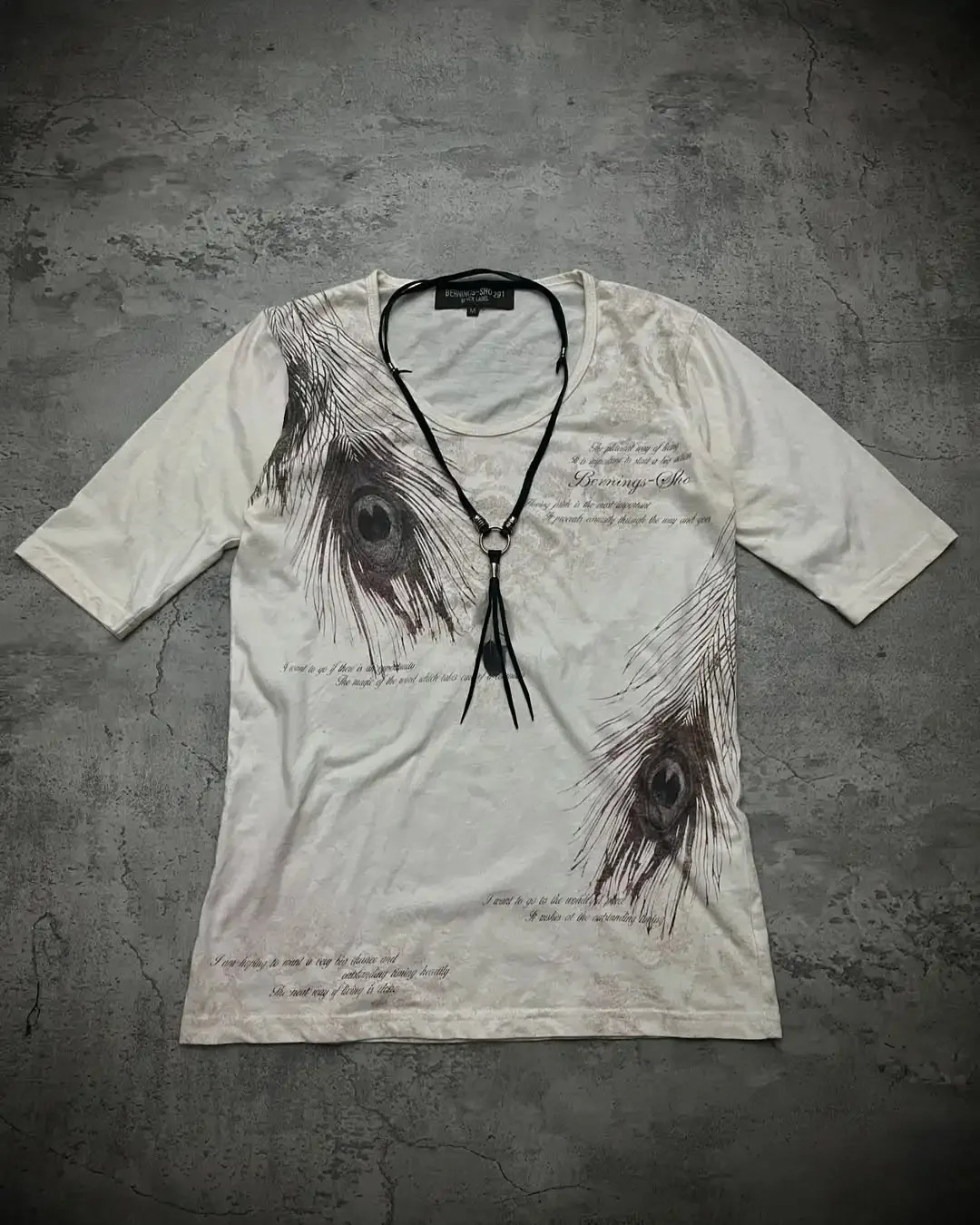 Gothic Retro T-shirt Y2K Clothes Mens and Womens Feather Print Oversized T-shirt Round Neck Cotton Short Sleeved Top 260624