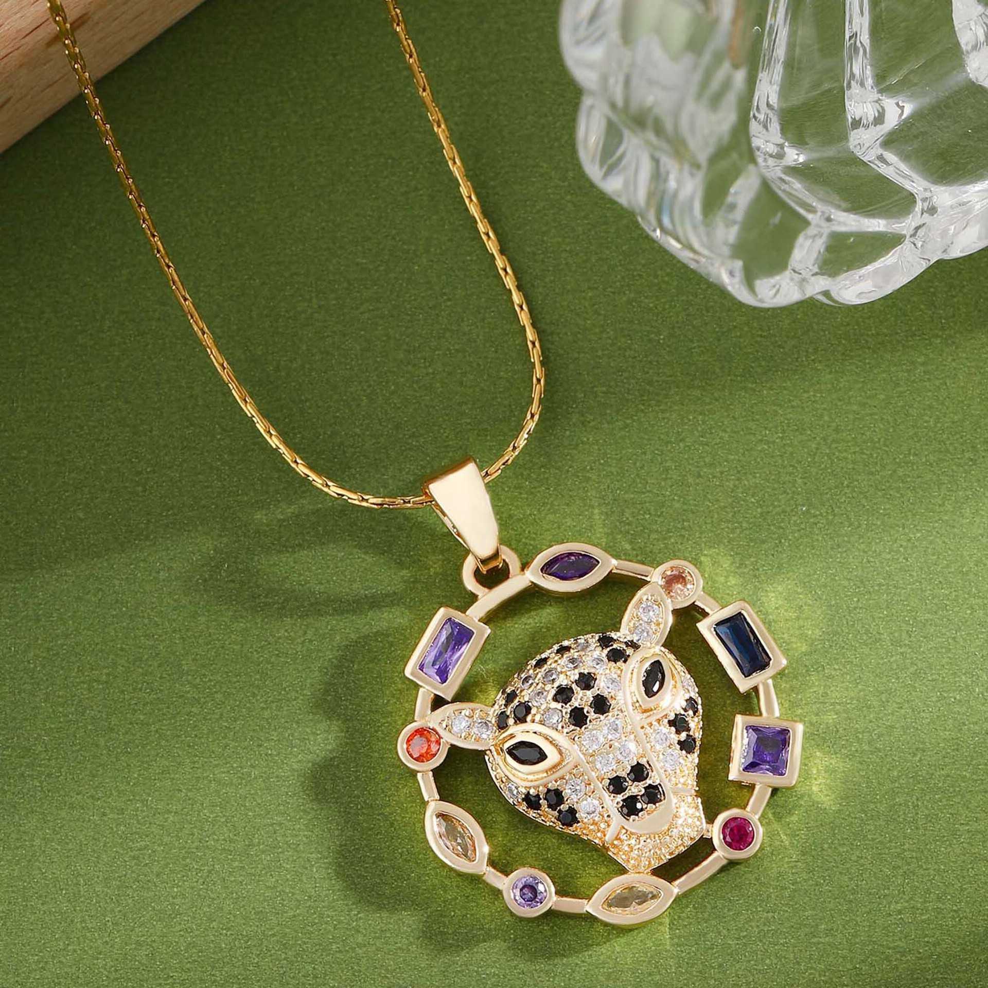 cross-border Simple European and American jewelry with zircon animal pendant necklace for women cute ins-style necklace D260624