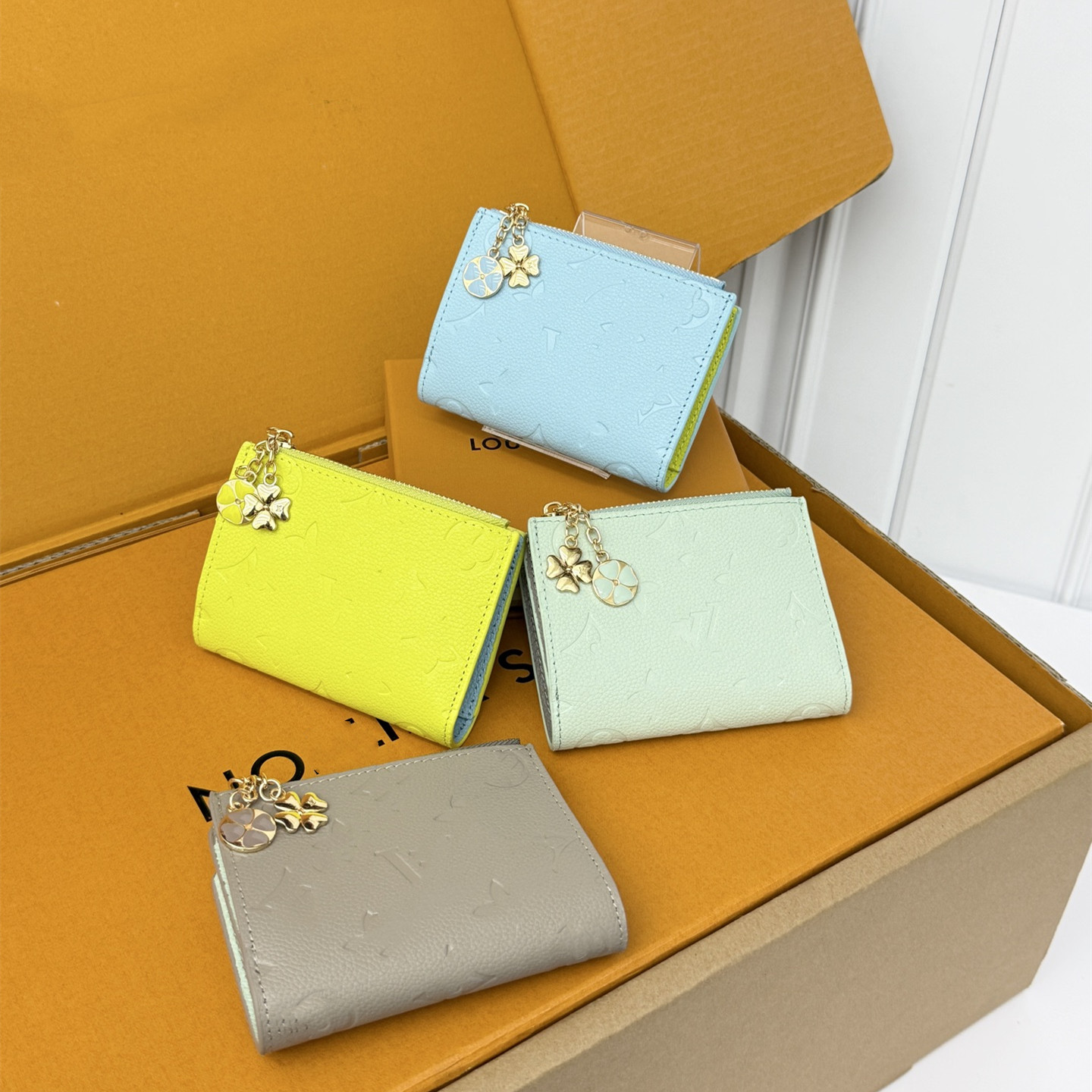 With BOX Large Capacity INS Wallet 11.5CM Money Clips Letter Flower Fashion Wallets for Women Students Money Clips