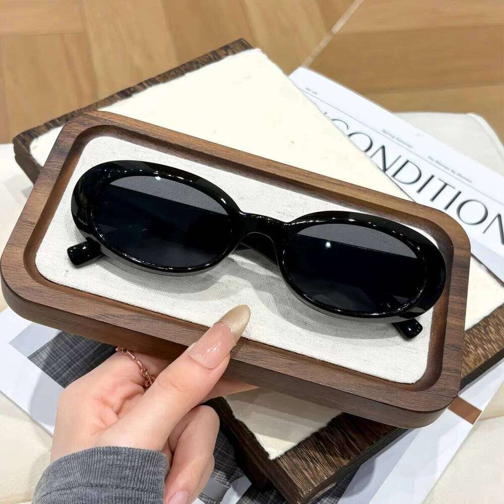 1Pc European American Retro Style Fashionable Sunglasses Men Women, Trendy and Versatile for Summer Sun Protection 26Y0624