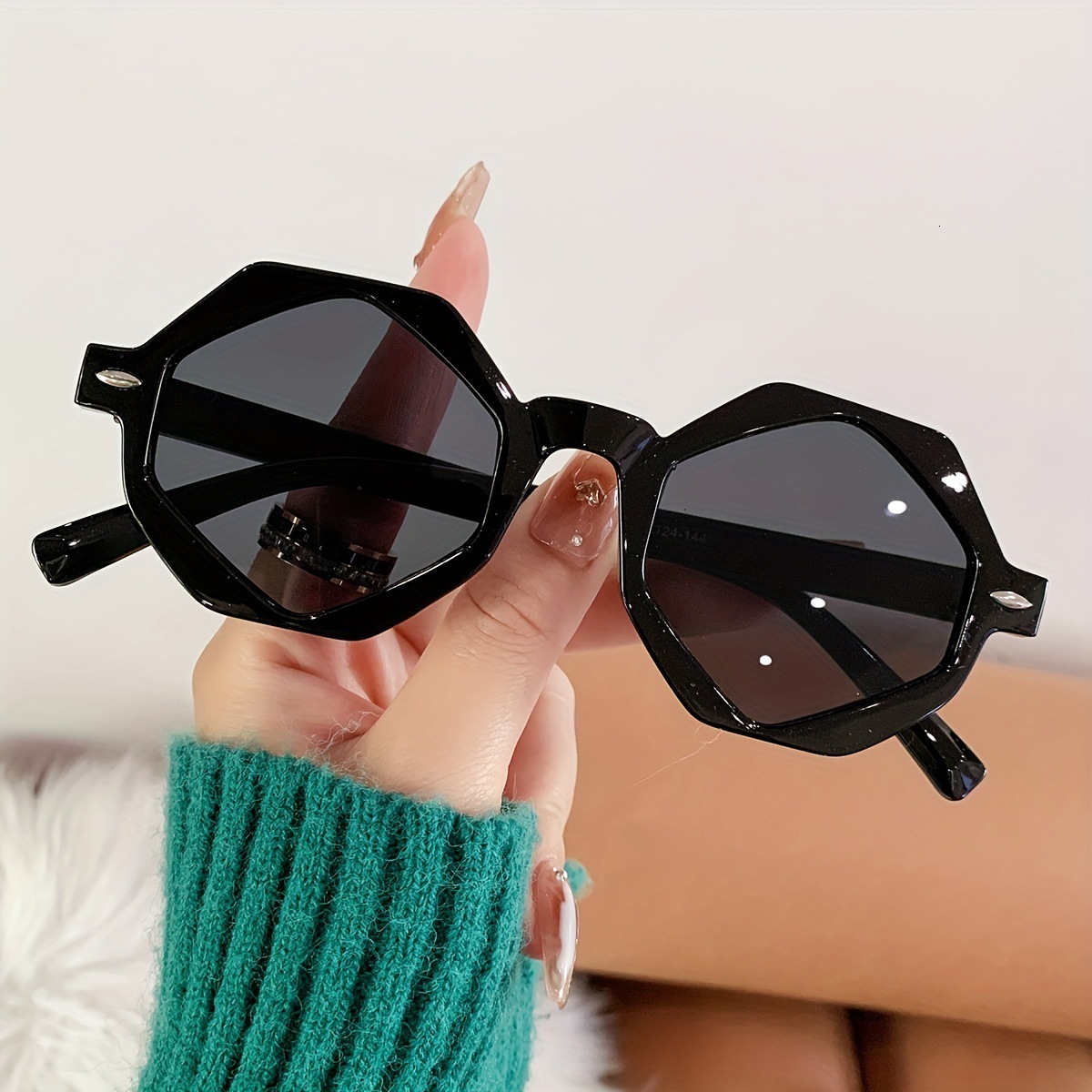 New Korean-Style Polygonal Frame For Beach Seaside Outings, UV Protection, Slimming Effect, And Face-Slimming Sunglasses