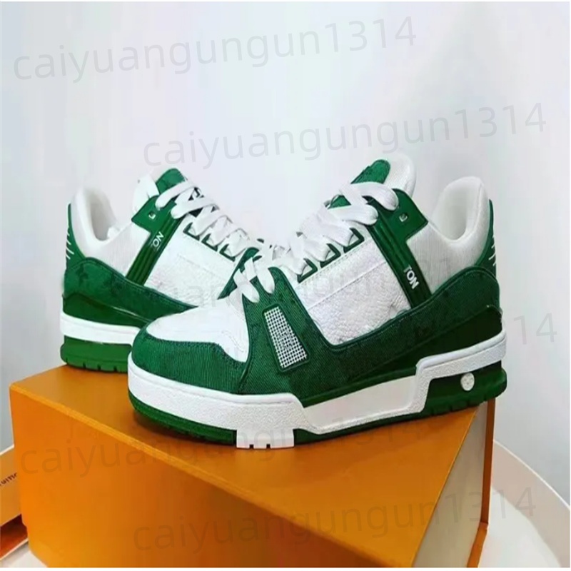 2026 luxury brand Designer Trainer Casual Shoes breathable Sneakers White red Black Embossed fashion platform low-top leather mens trainers running